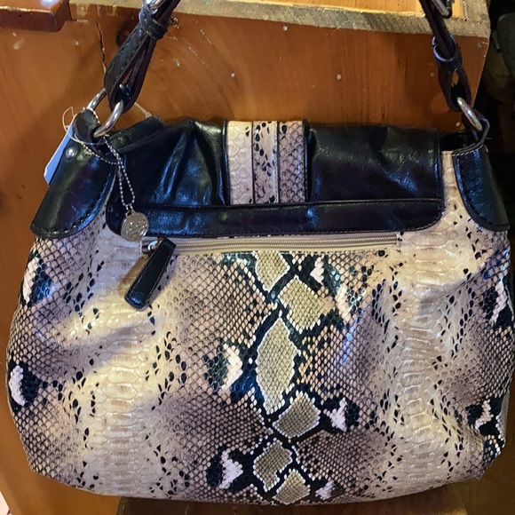 Big Buddha  . New with tags - Picture 3 of 5